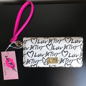 Luv Betsey Johnson Wristlet Wallet
